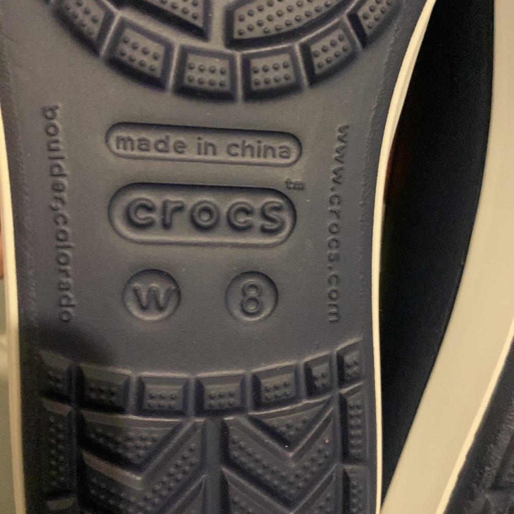 CROCS - Picture 3 of 3
